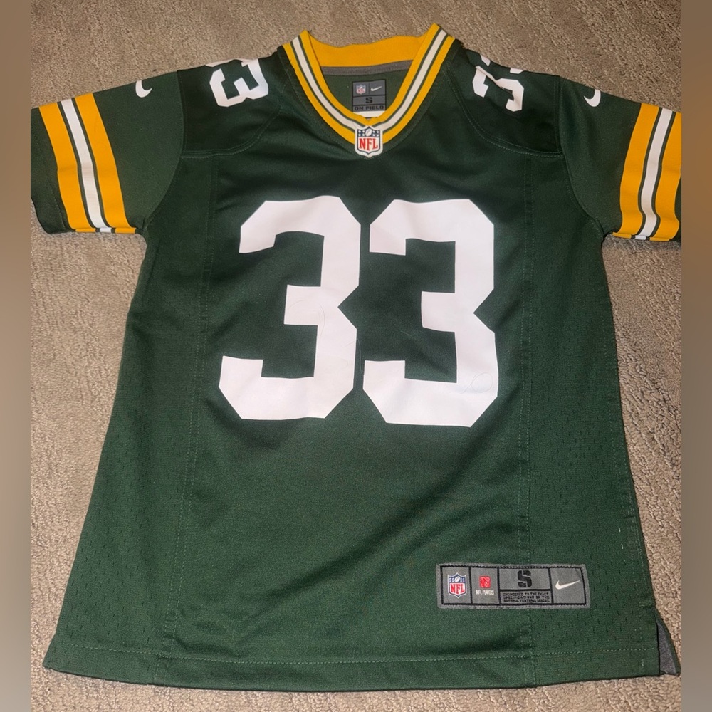 Officially licensed Nike NFL Green Bay Packers Aaron Jones #33 youth jersey